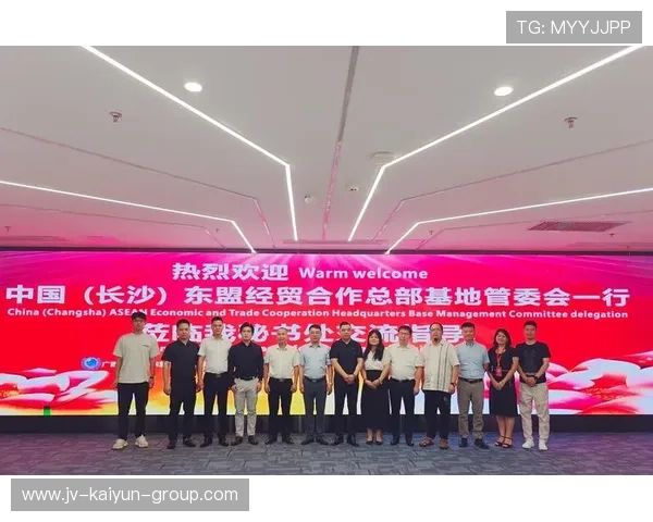 俱乐部在市场推广上与地方品牌达成合作，俱乐部产品有哪些举例